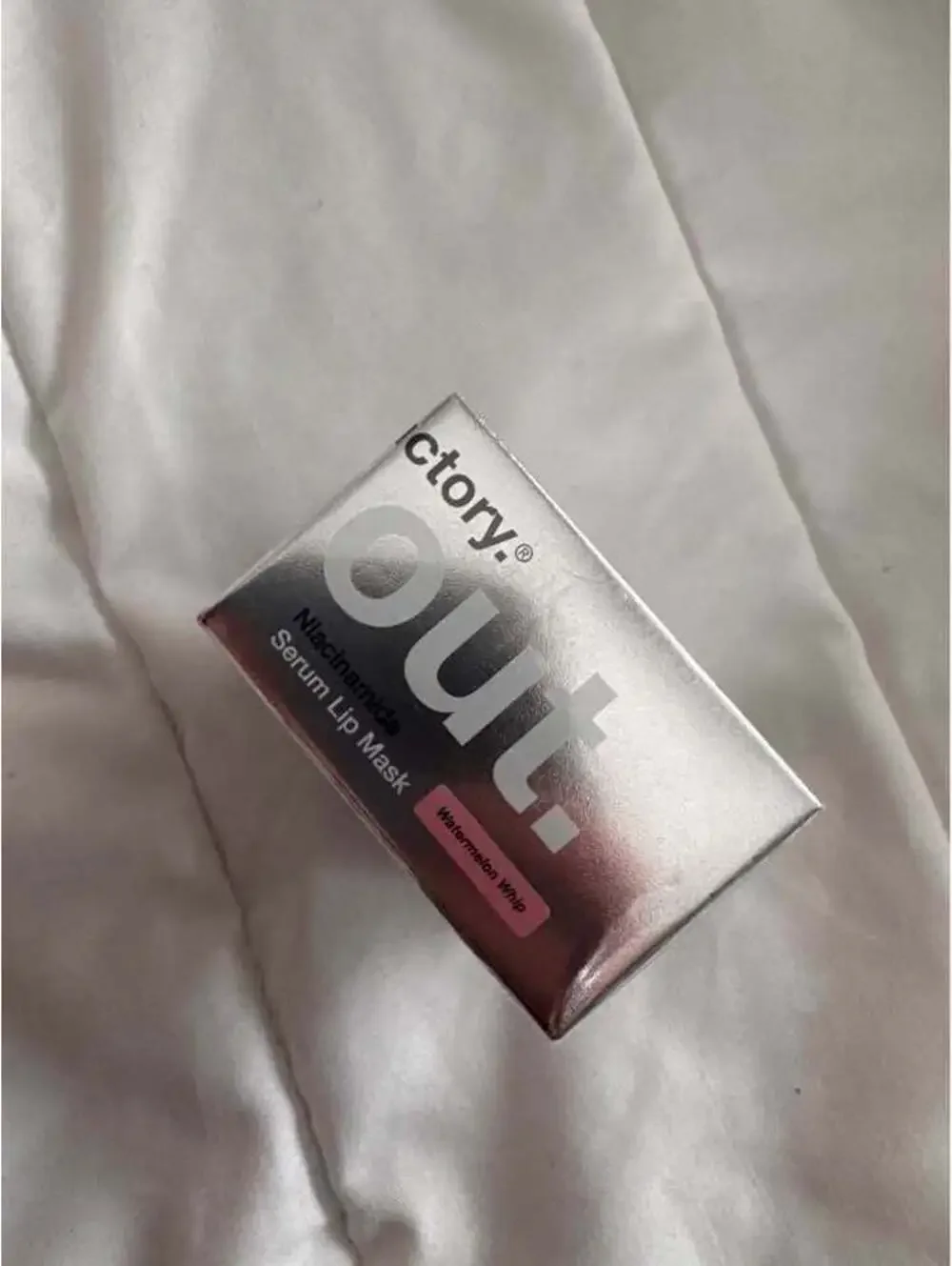 Tractors NiaPout Niancinamide Lip Mask